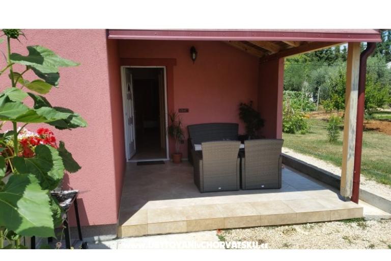 Apartmaji Jurkin Nin – foto 3
