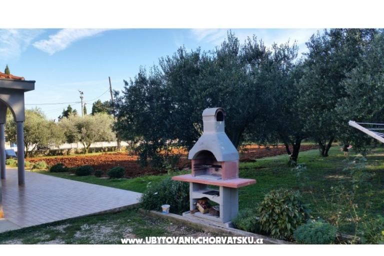 Apartmaji Jurkin Nin – foto 8