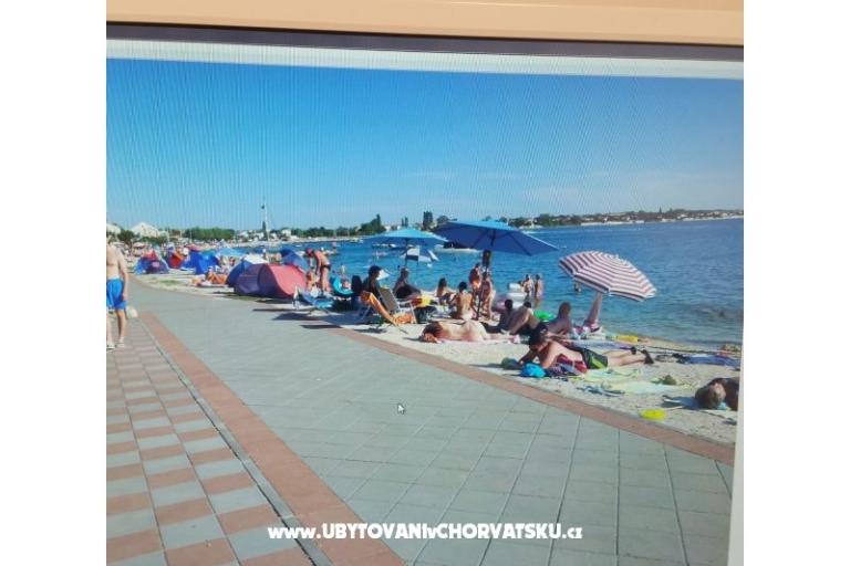 Apartmaji Matic Vrsi – foto 4