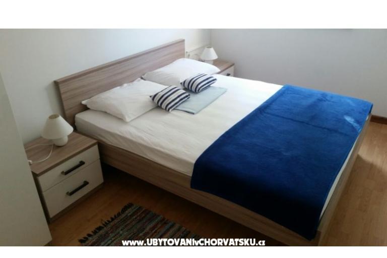 Apartmaji Matic Vrsi – foto 5
