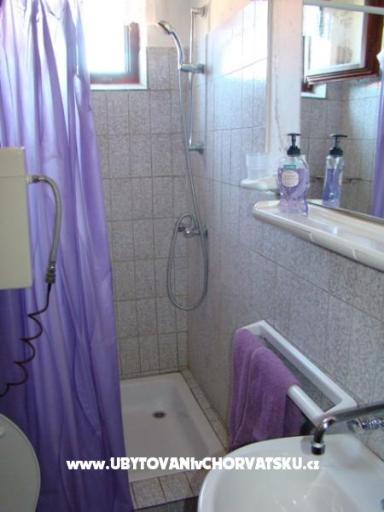 Apartmaji Nin – foto 9