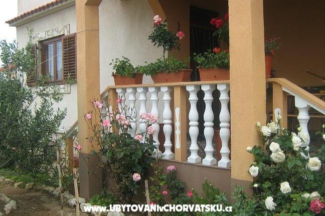 Apartmaji Paola – foto 3