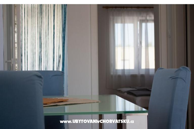 Apartmaji Ružmarin – foto 10