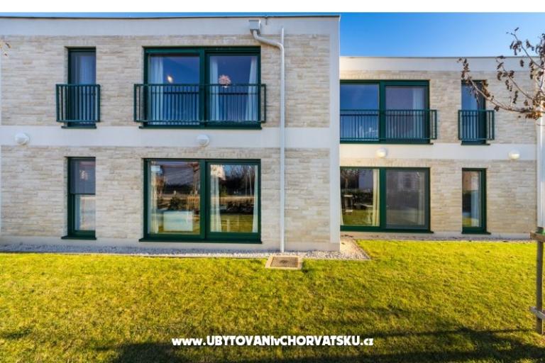 Queen Beach Resort Apartmaji – foto 2