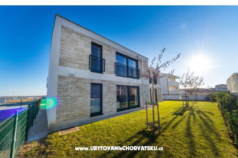 Queen Beach Resort Apartmaji – foto 3