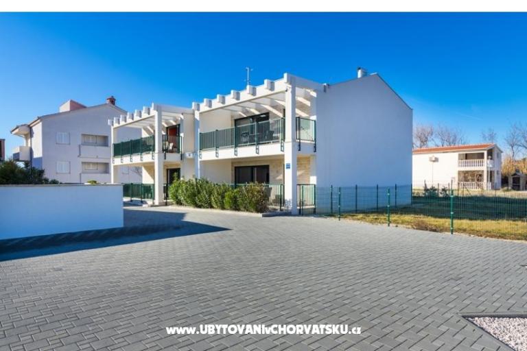 Queen Beach Resort Apartmaji – foto 6