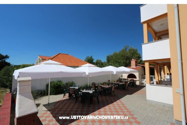 Apartmaji Sirena – foto 11