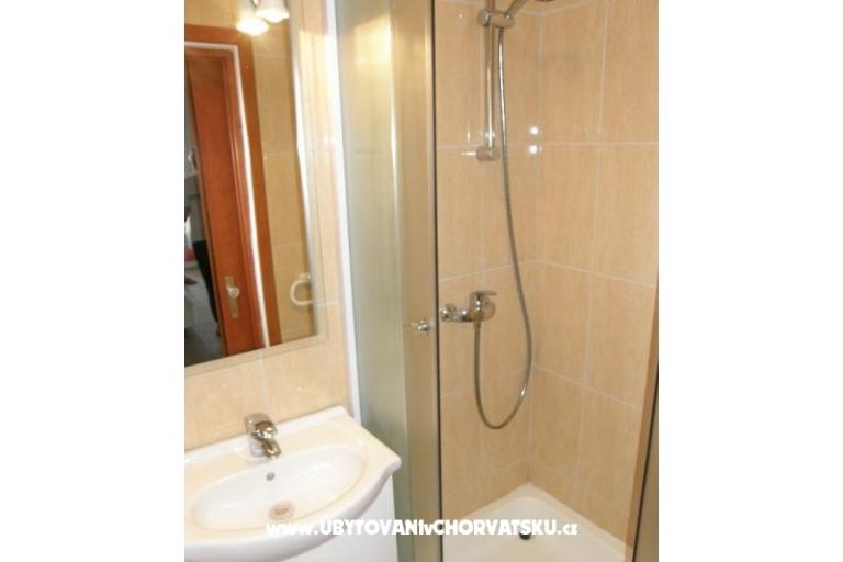 Apartmaji Anamar – foto 9