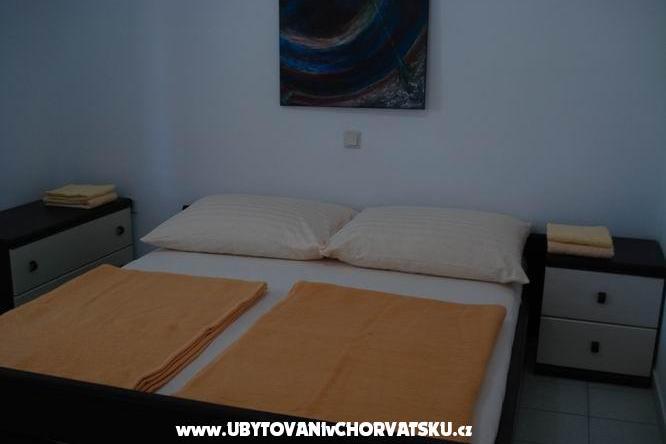 Apartmaji Jakišnica – foto 11