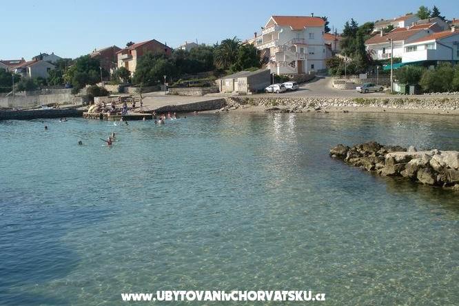 Apartmaji Jakišnica – foto 4