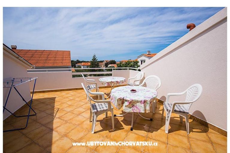 Apartmaji Lucija – foto 7