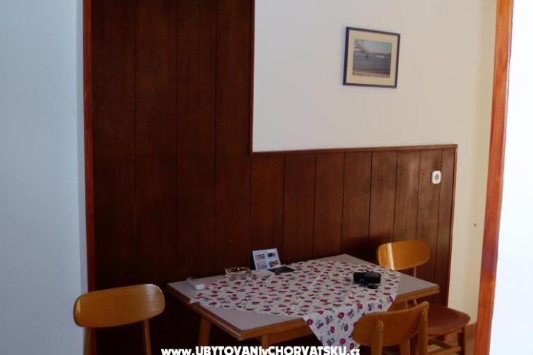 Apartmaji Ropus – foto 2