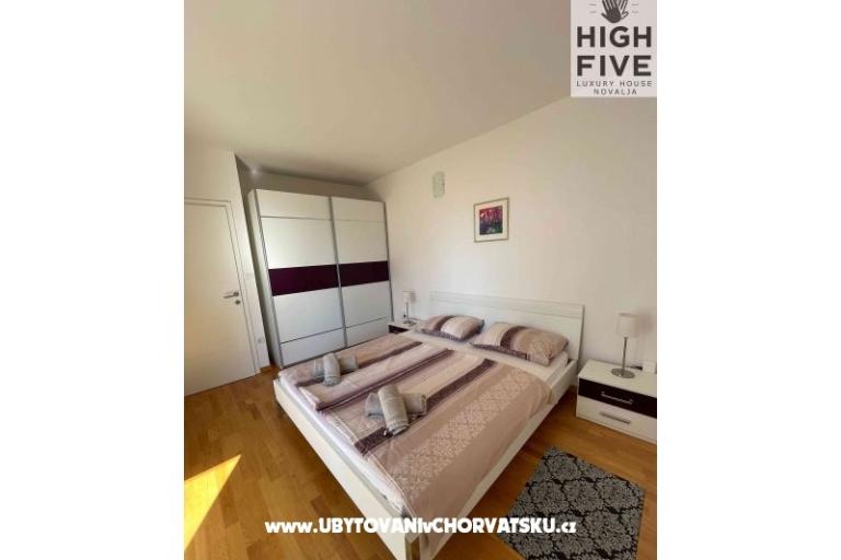 High Five Luxury Hiša Novalja – foto 18