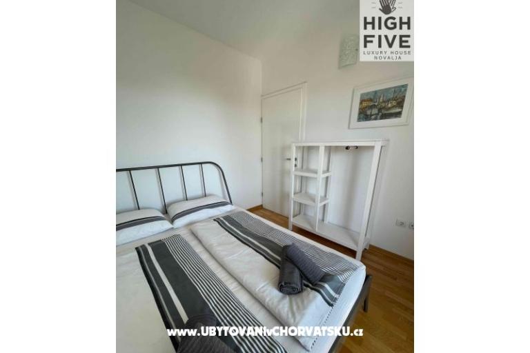 High Five Luxury Hiša Novalja – foto 20