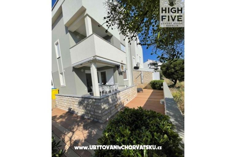 High Five Luxury Hiša Novalja – foto 6