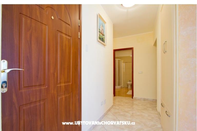 Apartmaji Andrea Del Mare – foto 16