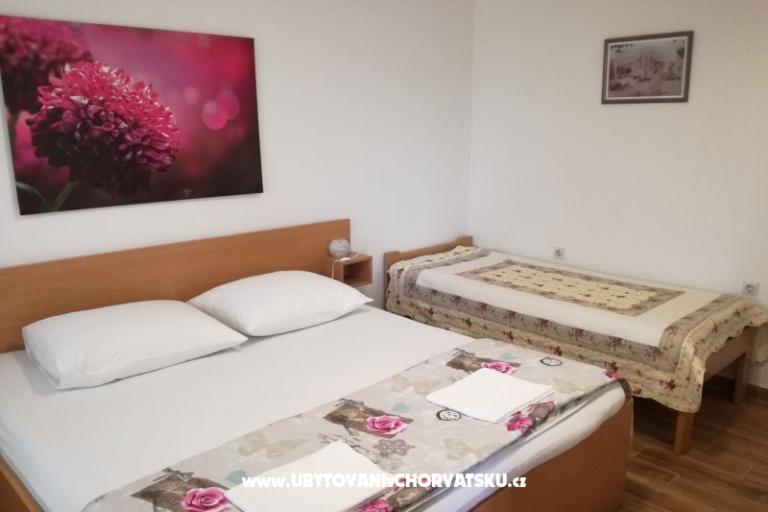Apartmaji Ana – foto 18