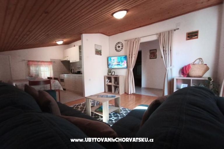Apartmaji Katarina – foto 3