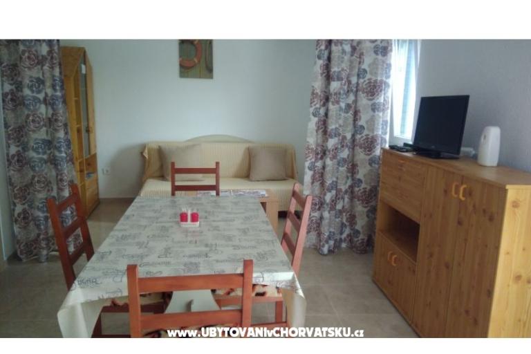 Apartmaji Eliška – foto 11