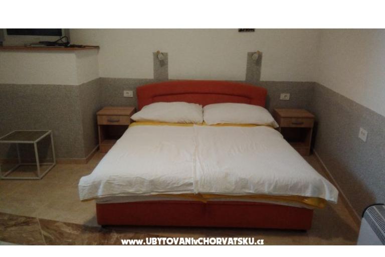 Apartmaji Eliška – foto 14