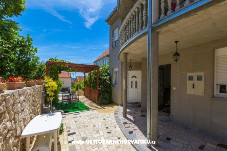 Apartmaji Lucia – foto 17