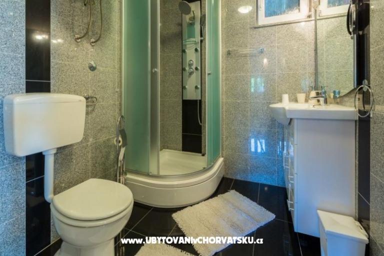 Apartmaji Lucia – foto 18