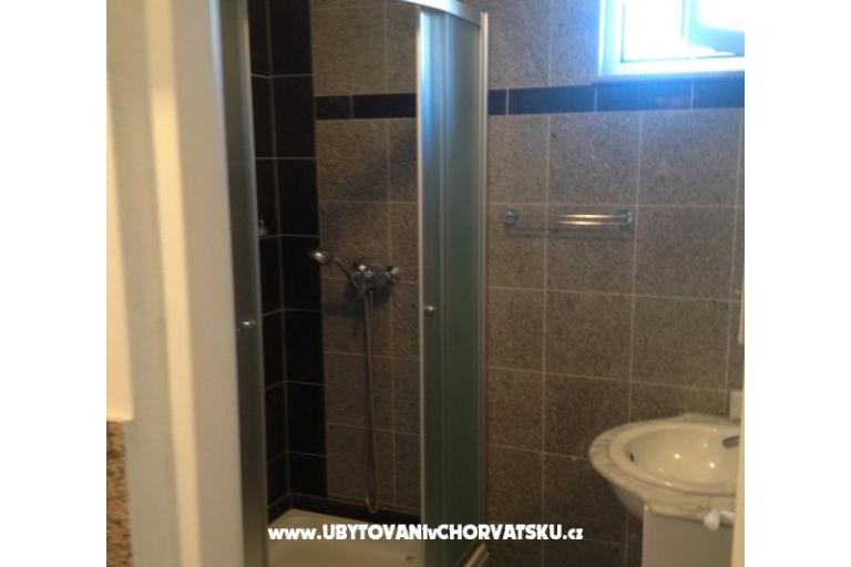 Apartmaji Lucia – foto 4