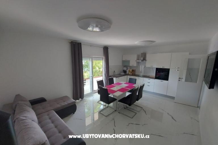 Apartmaji Novak Klenovica – foto 20