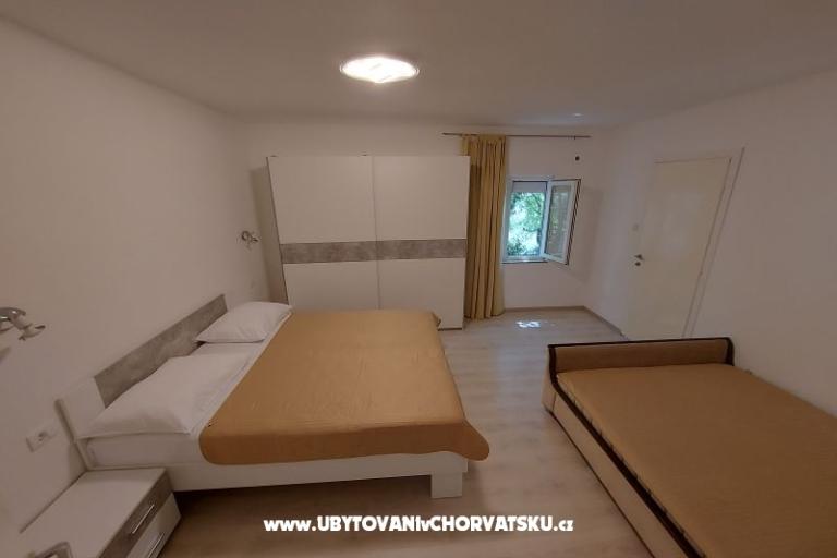 Apartmaji Novak Klenovica – foto 21
