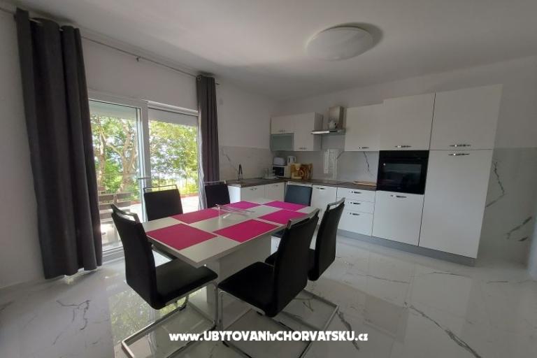 Apartmaji Novak Klenovica – foto 24