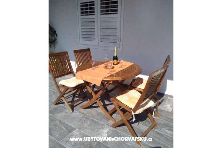 Apartmaji Jelena – foto 11