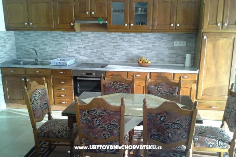 Apartma Omiš Čelina – foto 2