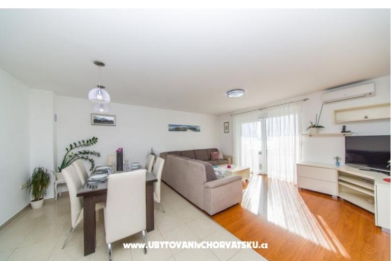 Apartmaji  LUNI – foto 6