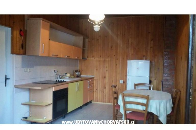 Apartmaji Biskup – foto 13