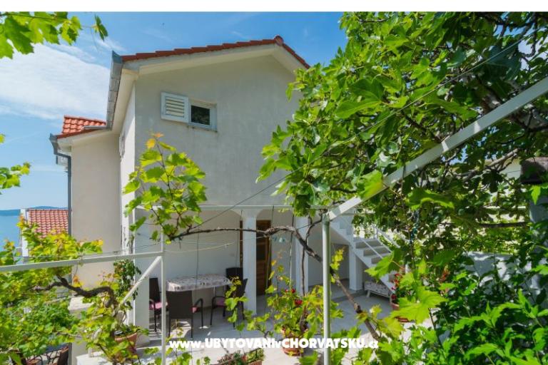 Apartmaji Ivanka – foto 2