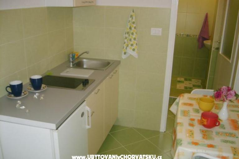 Apartmaji Krcatović – foto 7