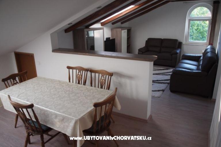 Apartmaji LOLA – foto 9