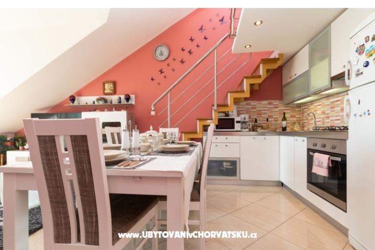 Apartmaji Monika – foto 18