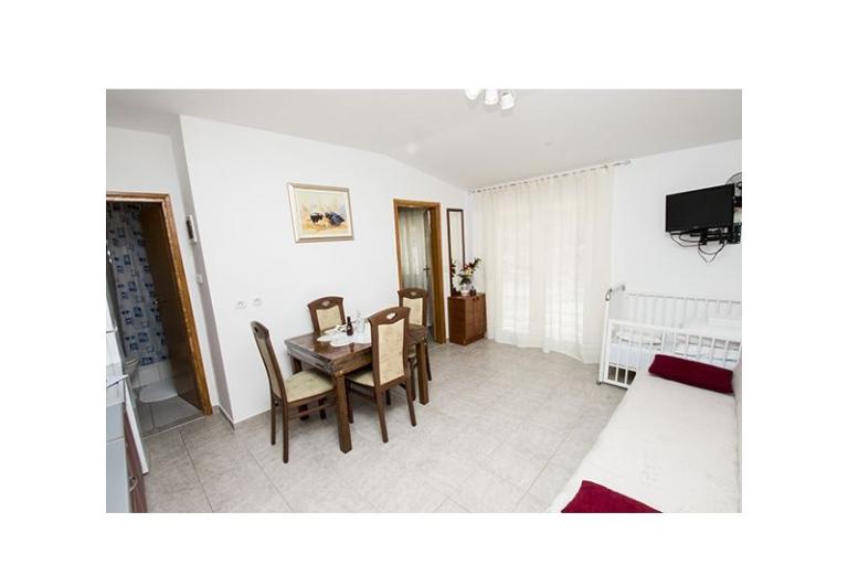 Apartmaji Nada – foto 10