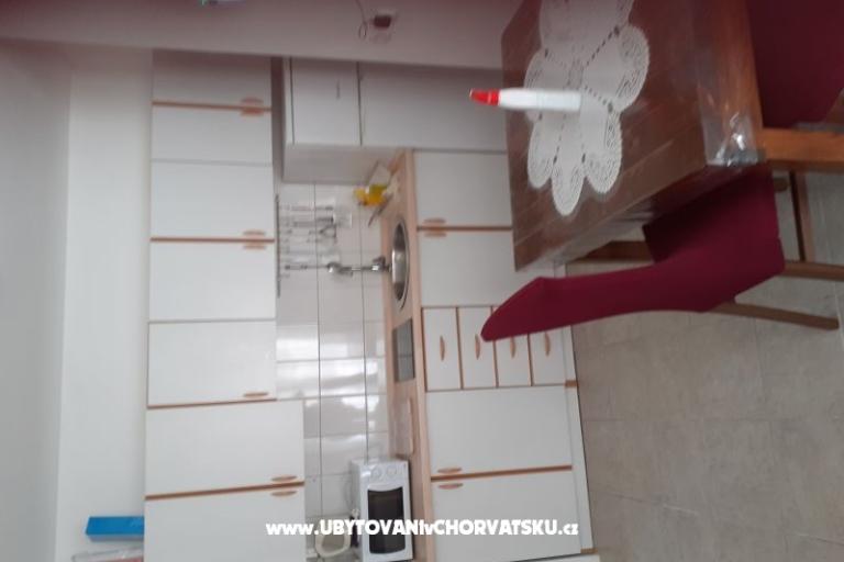 Apartmaji Nada – foto 12