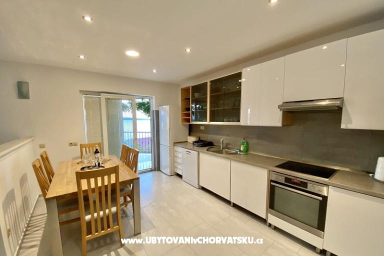 Apartmaji  Mateo Pezo – foto 11