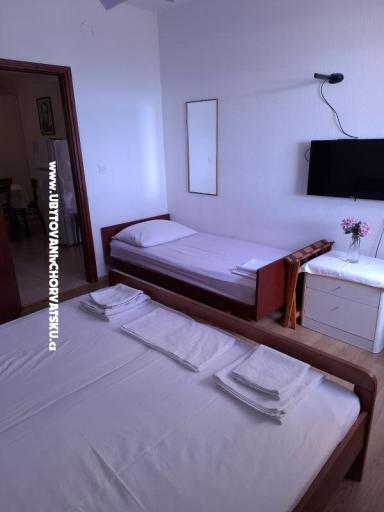 Apartmaji Rose – foto 22