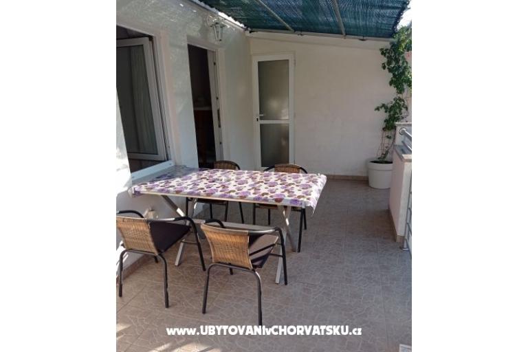 Apartmaji Mihovil – foto 16