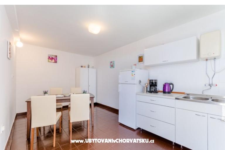 Apartmaji Smilja – foto 11