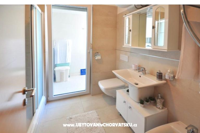 Luxury Family Apartma IRA – foto 11