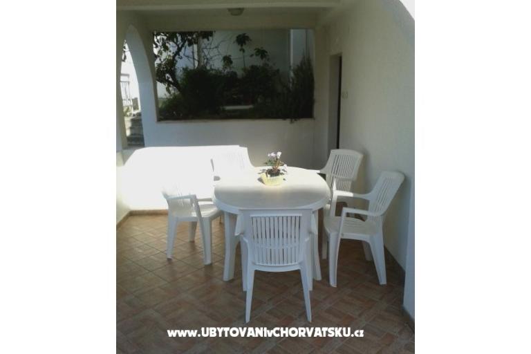 Apartmaji Ana - Kamp Ivo – foto 14