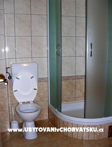 Apartmaji Ana - Kamp Ivo – foto 7