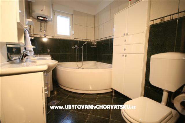 Apartmaji Beverly – foto 4