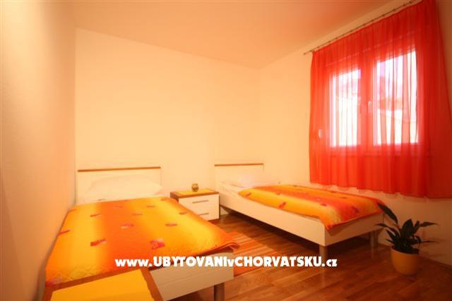 Apartmaji Beverly – foto 6