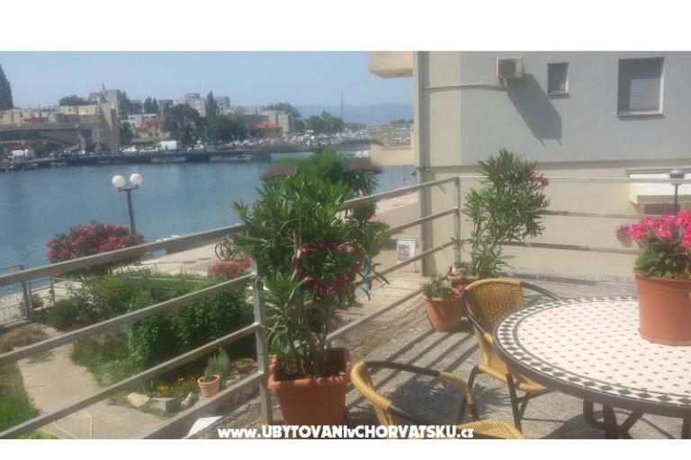 Apartmaji Cetina – foto 9